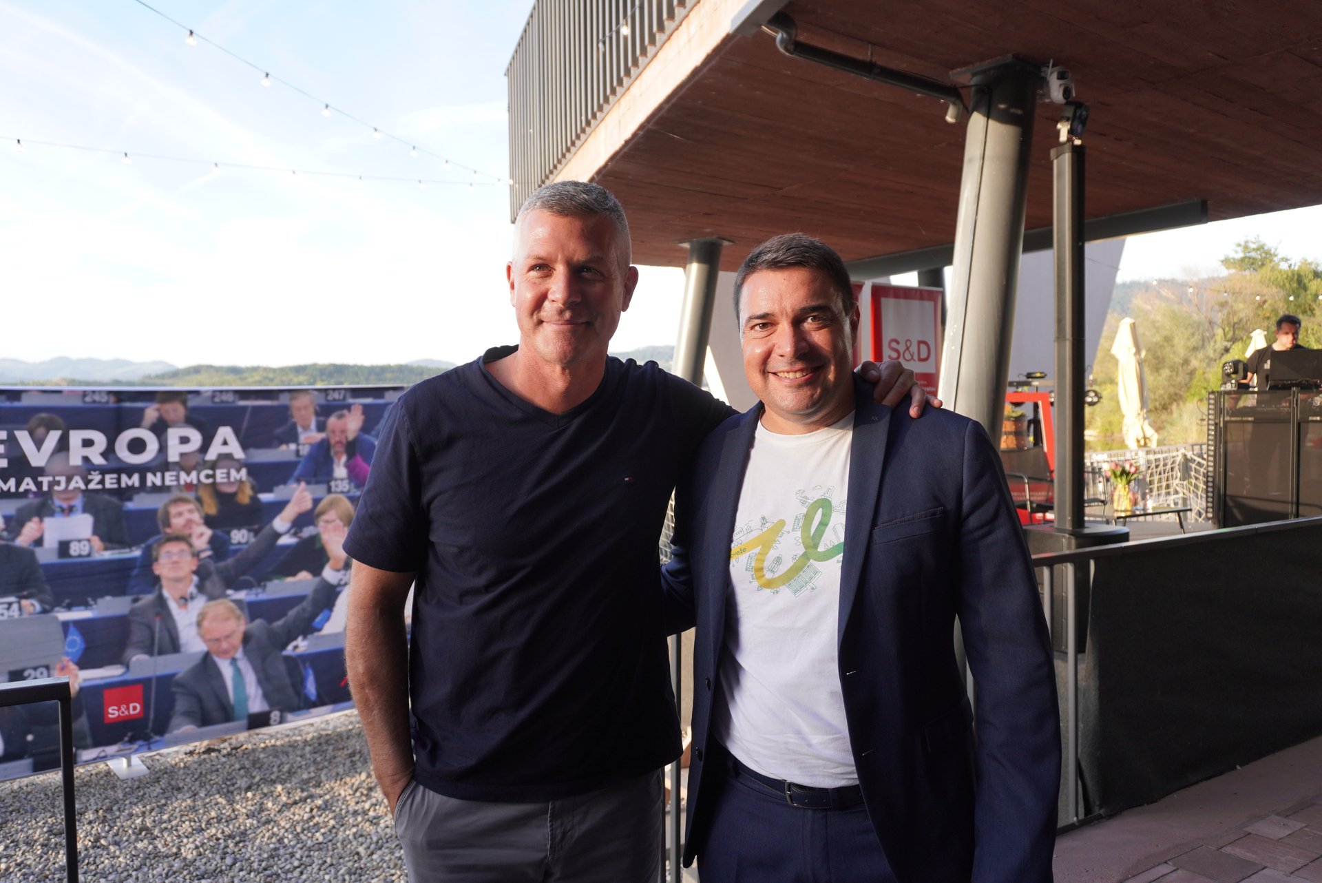 (VIDEO in FOTO) Evropa z Matjažem Nemcem v Velenju: Med evropskimi politikami in prihodnostjo Šaleške doline